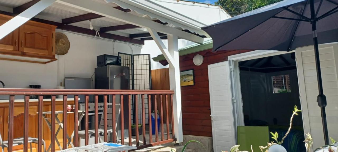 Gite Mamour - Charmant Petit Bungalow A Decouvrir Baillif Luaran gambar
